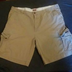 Khaki cargo shorts Big & Tall